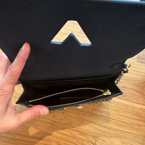 Louis Vuitton Twist Chain Epi Leather Black - Never Used - Picture 7 of 8